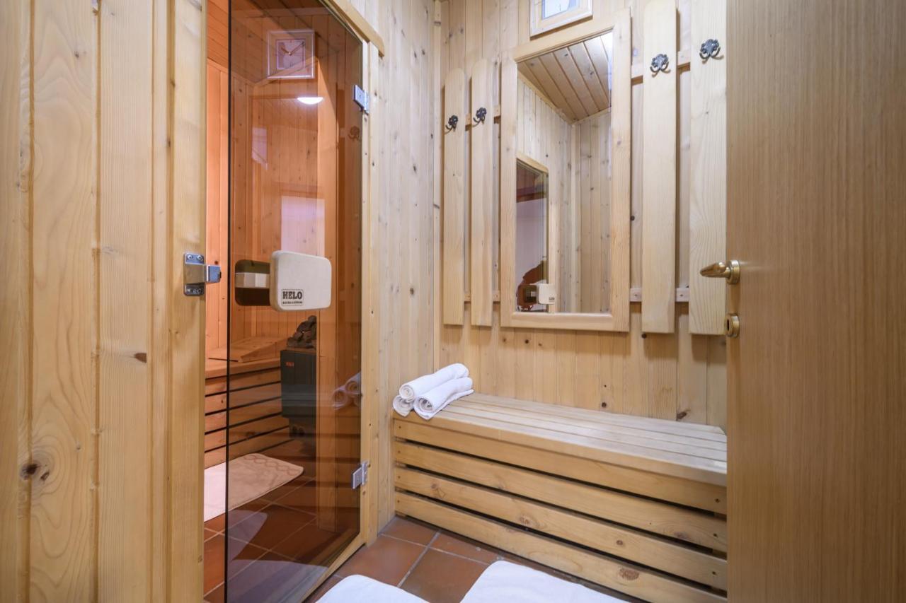 Villa Anna Luxury Lake Residence Shtarkelovo Gnezdo Eksteriør billede