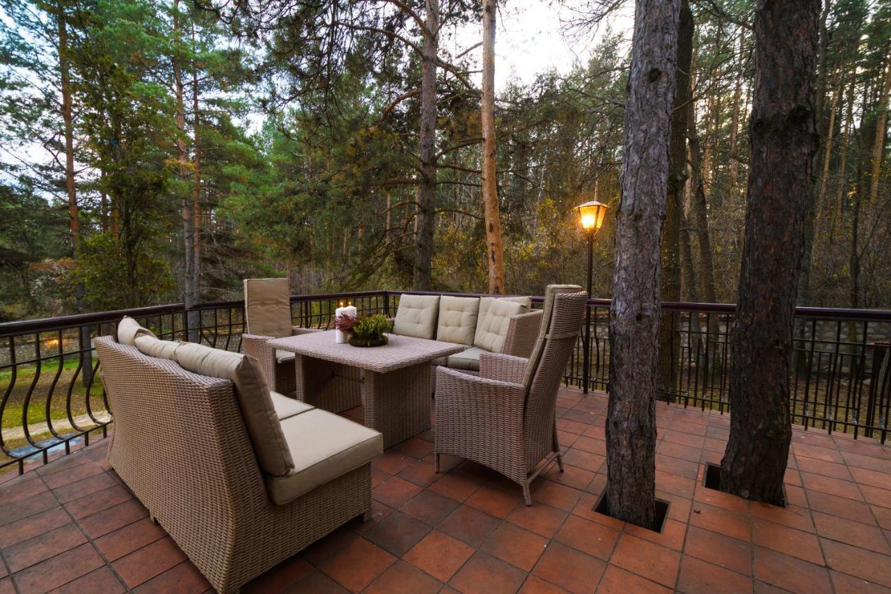 Villa Anna Luxury Lake Residence Shtarkelovo Gnezdo Eksteriør billede