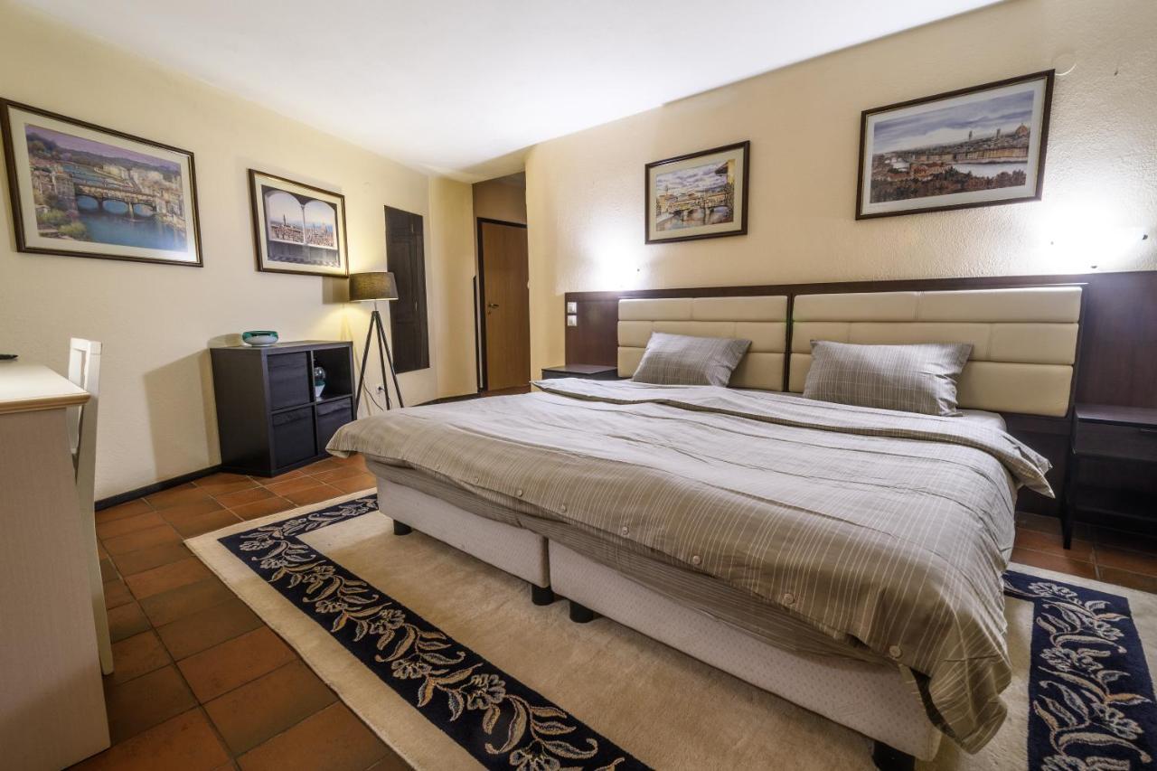 Villa Anna Luxury Lake Residence Shtarkelovo Gnezdo Eksteriør billede