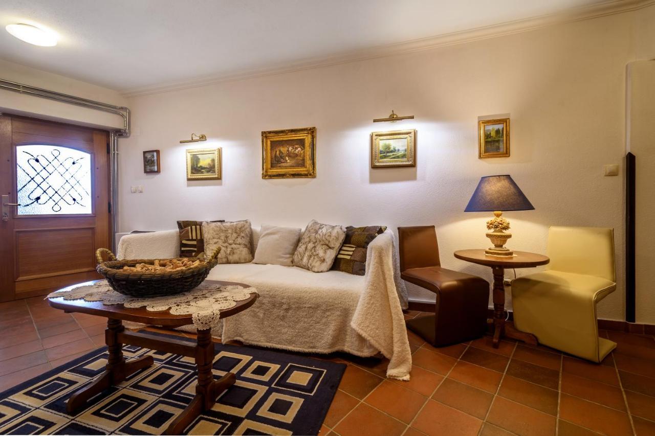Villa Anna Luxury Lake Residence Shtarkelovo Gnezdo Eksteriør billede