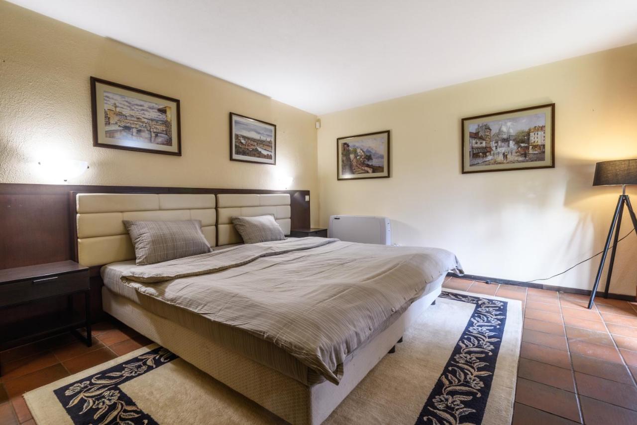Villa Anna Luxury Lake Residence Shtarkelovo Gnezdo Eksteriør billede