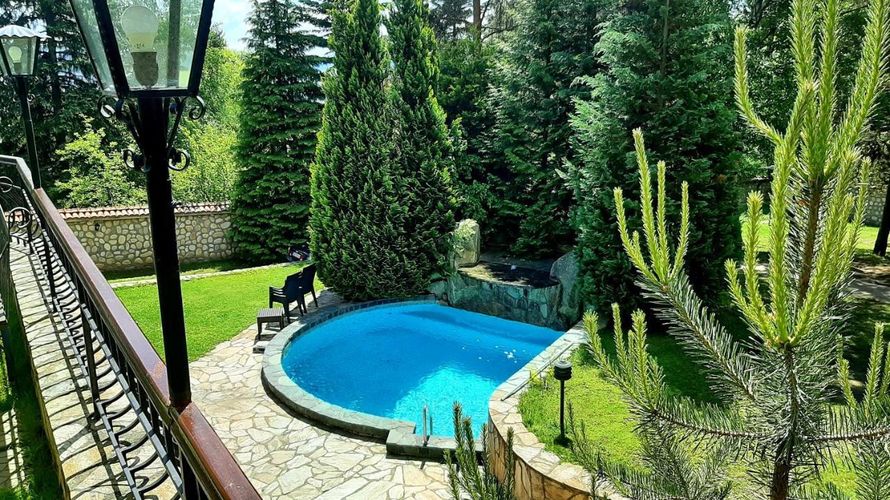 Villa Anna Luxury Lake Residence Shtarkelovo Gnezdo Eksteriør billede